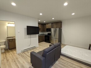 578 Lewski Ln in Bluffdale, UT - Building Photo - Building Photo