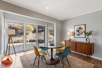 18 Fern Glade Rd in Asheville, NC - Building Photo - Building Photo