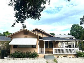 136 N 15th St in Fort Pierce, FL - Building Photo