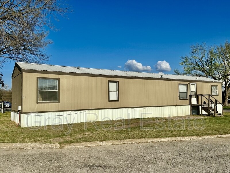 16828 County Rd 1525 in Ada, OK - Building Photo