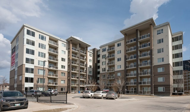 Bison Pointe