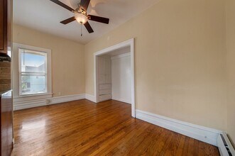 1108 S Westnedge Ave in Kalamazoo, MI - Building Photo - Building Photo