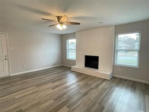 4615 Sausalito Dr in Arlington, TX - Building Photo - Building Photo