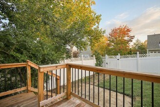 7718 Porter House Dr in Nashville, TN - Foto de edificio - Building Photo