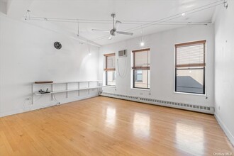 205 15th St, Unit A7 in Brooklyn, NY - Building Photo - Building Photo