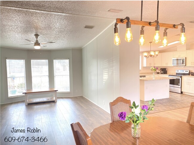 13510 Foxwood Height Cir E in Jacksonville, FL - Foto de edificio - Building Photo