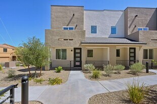 2116 JENNIFER LYNN Way in Phoenix, AZ - Building Photo