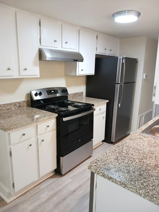 801 Betsy Ross Dr in Temple, TX - Building Photo - Building Photo