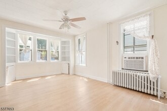 43 Madison St in Newton, NJ - Building Photo - Building Photo