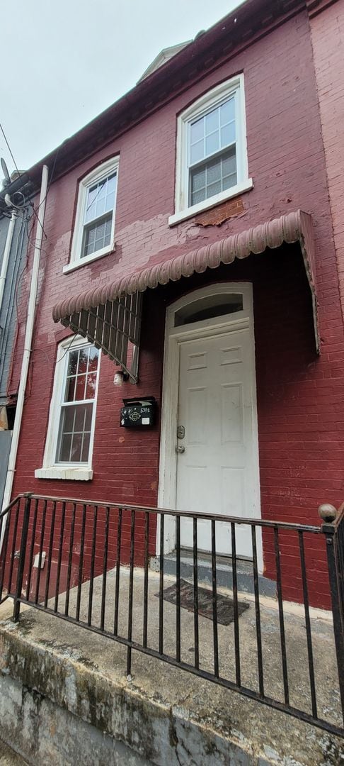 property at 539 1/2 Green St
