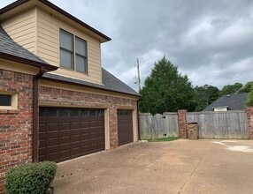 1695 Berryhill Rd in Cordova, TN - Building Photo - Building Photo