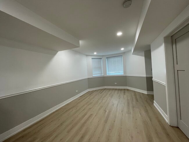 1829 S Kedzie Ave in Chicago, IL - Building Photo - Building Photo