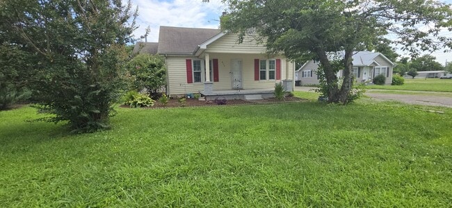 819 Bridge Ave