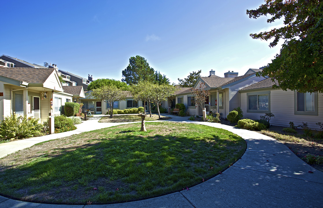 Via Pacifica Gardens in Aptos, CA - Building Photo