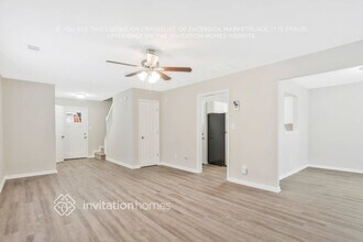 3718 Oakwood Manor Ct in Decatur, GA - Building Photo - Building Photo