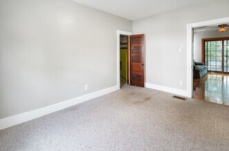 17 Melville St in Worcester, MA - Building Photo - Building Photo