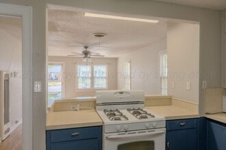1312 N Russell St in Pampa, TX - Building Photo - Building Photo