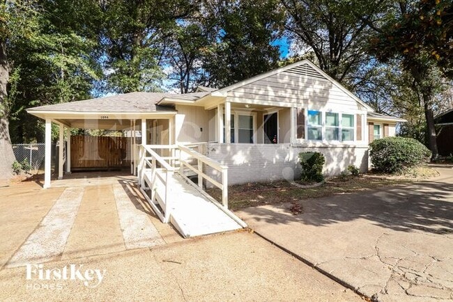 1094 E Shelby Dr in Memphis, TN - Building Photo - Building Photo