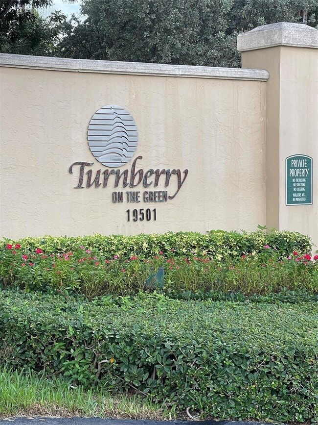 property at 19501 W Country Club Dr