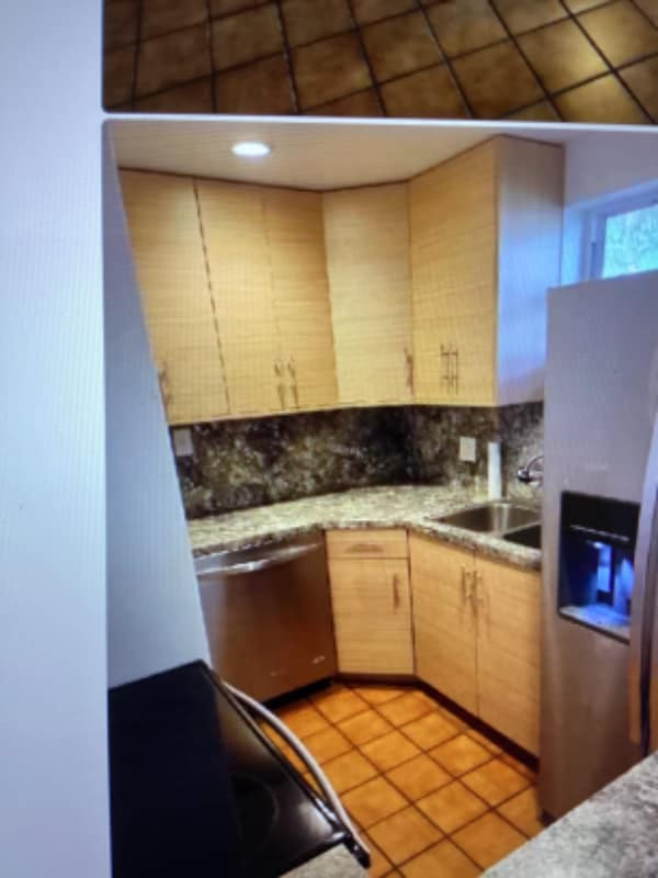 8724 SW 103rd Ave in Miami, FL - Building Photo - Building Photo