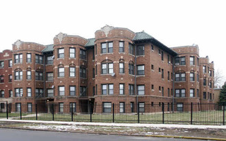 5902 W Washington Blvd Apartamentos