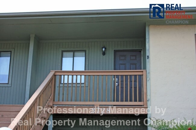 3728 St Johns Ct in Wilmington, NC - Building Photo - Building Photo