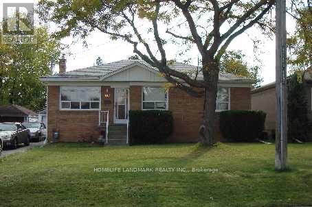 107 Waterloo Ave in Toronto, ON - Building Photo - Building Photo