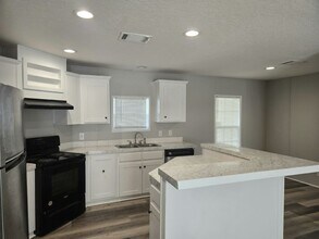 209 Birch Ln in Tampa, FL - Building Photo - Building Photo