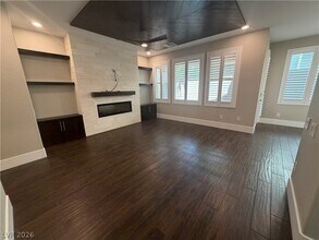 11244 Lompoc Ct in Las Vegas, NV - Building Photo - Building Photo