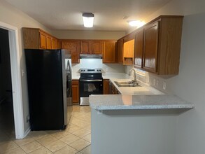 7904 Glencannon Dr in Charlotte, NC - Building Photo - Building Photo