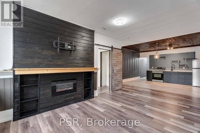 property at 43 Manitoba St