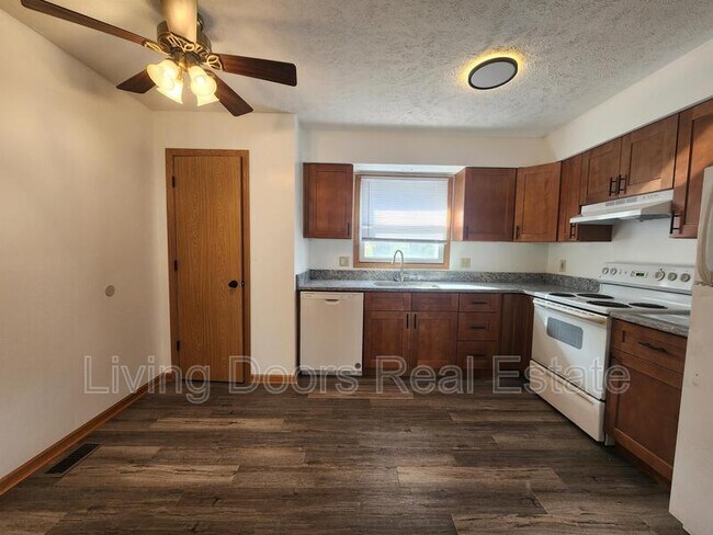 1511 David Dr in Lincoln, NE - Building Photo - Building Photo