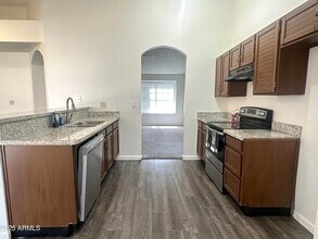 15013 N 60th Dr in Glendale, AZ - Building Photo - Building Photo