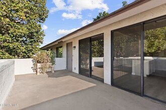 1138 Landsburn Cir in Westlake Village, CA - Building Photo - Building Photo
