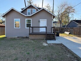 17507 Wild Oak Dr in Houston, TX - Building Photo