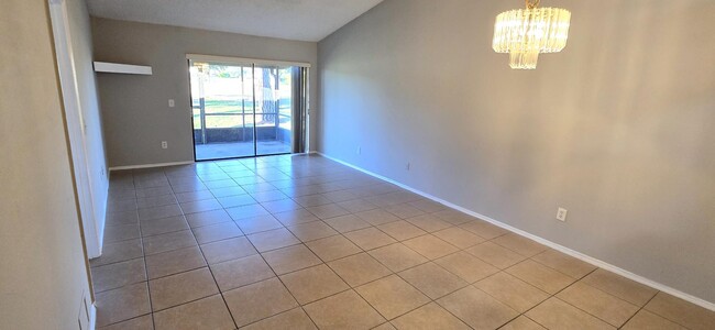 136 Pine Island Cir in Kissimmee, FL - Building Photo - Building Photo