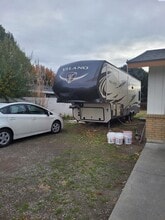 3714 W Nixon St in Pasco, WA - Building Photo - Building Photo