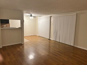2458 Burgandy Ln in Columbus, OH - Building Photo - Building Photo