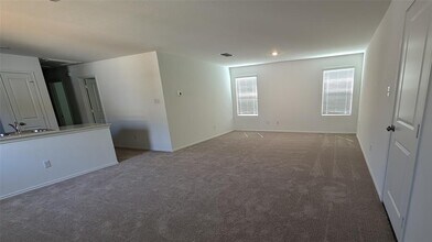 620 Marty Allen Lp in Jarrell, TX - Building Photo - Building Photo