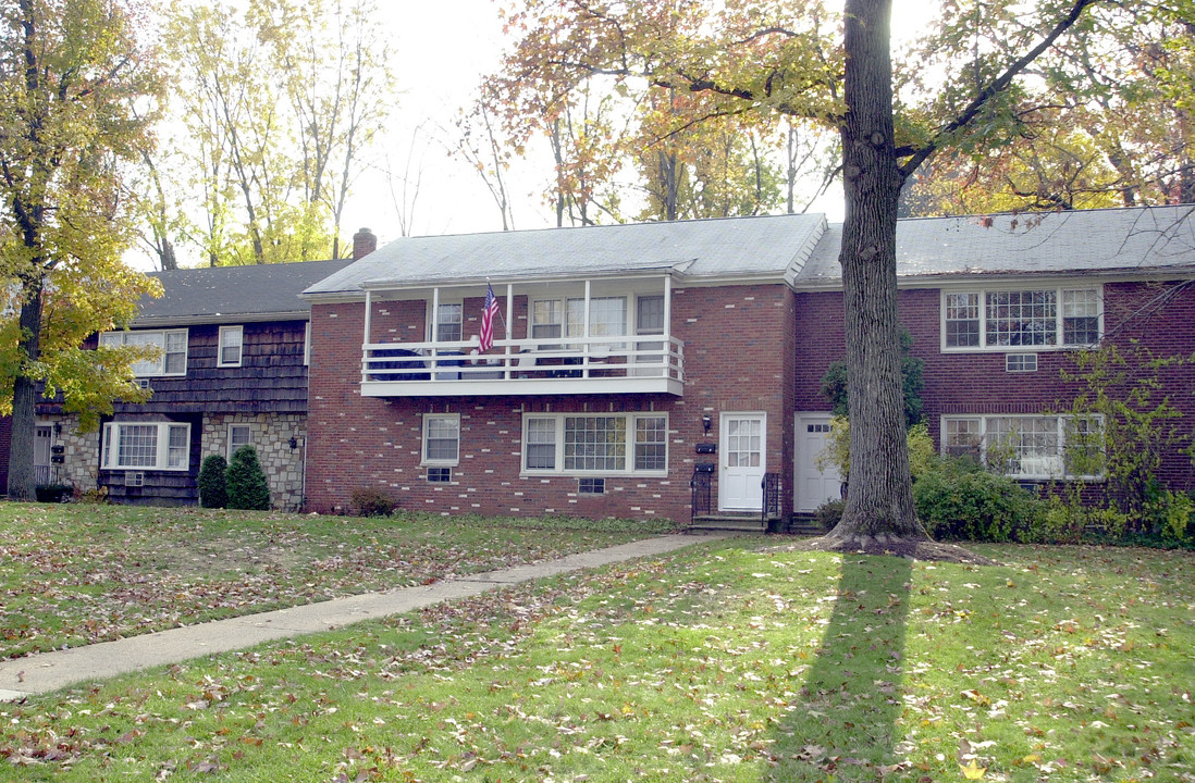 Westgate Apartments in Lawrenceville, NJ - Foto de edificio