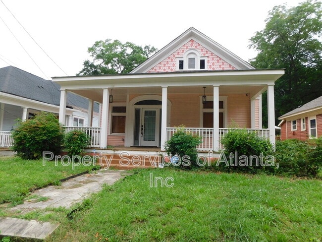 property at 675 Grady Pl SW