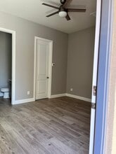 118 Nine Mile Creek Dr in Las Vegas, NV - Building Photo - Building Photo
