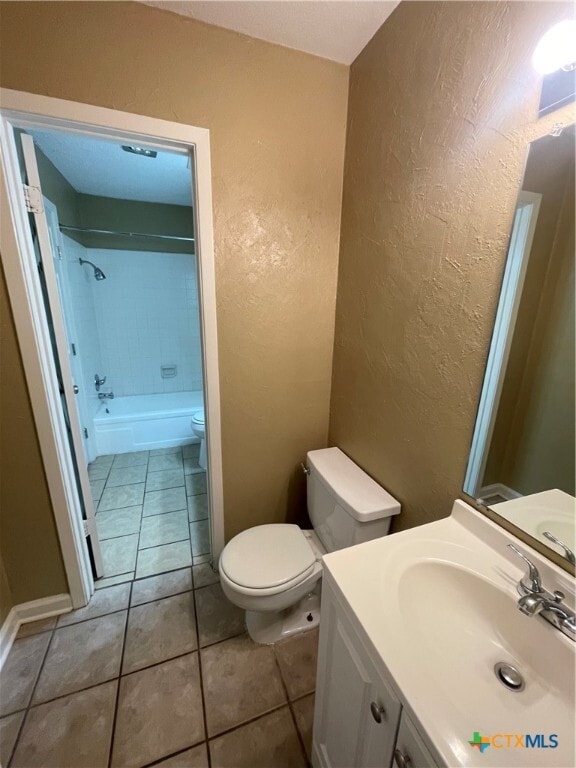 property at 204 Rattan Dr