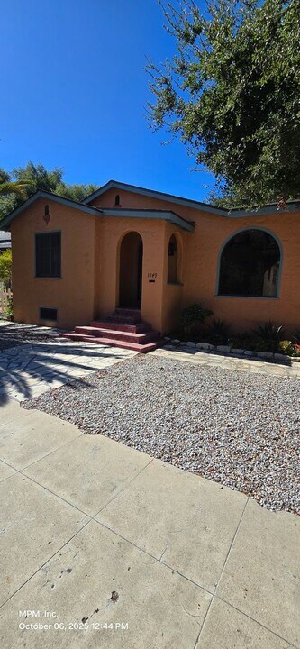 1849 Vine St in Paso Robles, CA - Building Photo