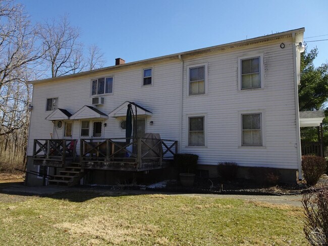 167 NY-23 in Claverack, NY - Building Photo - Building Photo