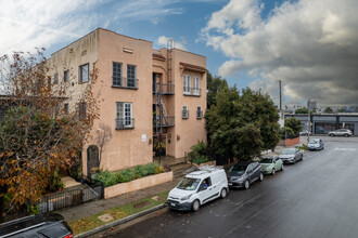 Casa Bonita Apartments in Los Angeles, CA - Building Photo - Building Photo