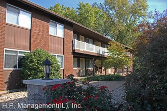 Landshire Apartments in Edwardsville, IL - Building Photo - Building Photo