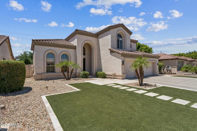 1111 W Washington Ave in Gilbert, AZ - Building Photo - Building Photo