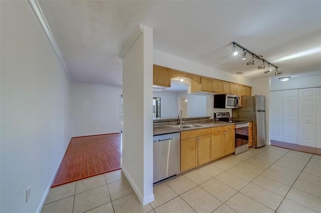 10195 Sailwinds Blvd N in Largo, FL - Building Photo - Building Photo