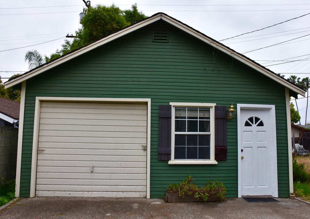 3850 Blanche St in Pasadena, CA - Building Photo